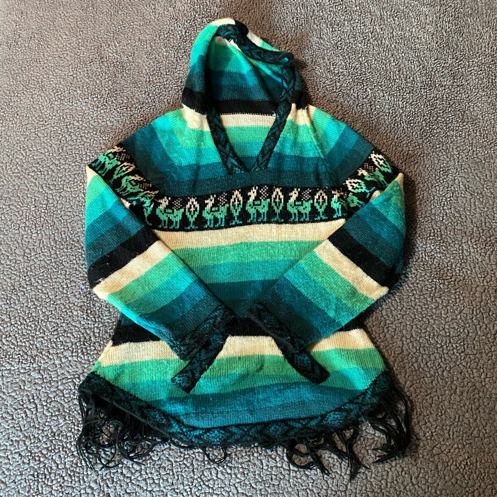 🖐🏼 5 for $25 Bold Alpaca wool hoodie